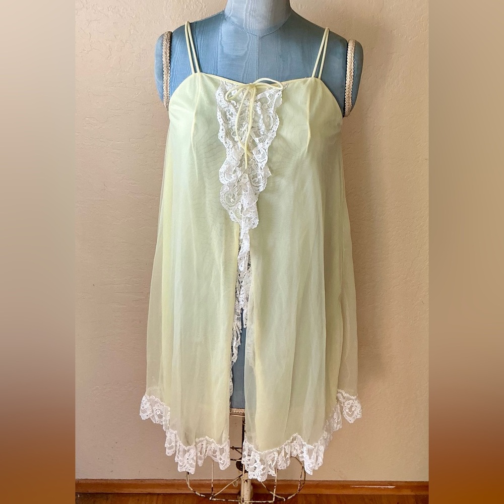 Vintage 60’s Babydoll Teddy Nightie